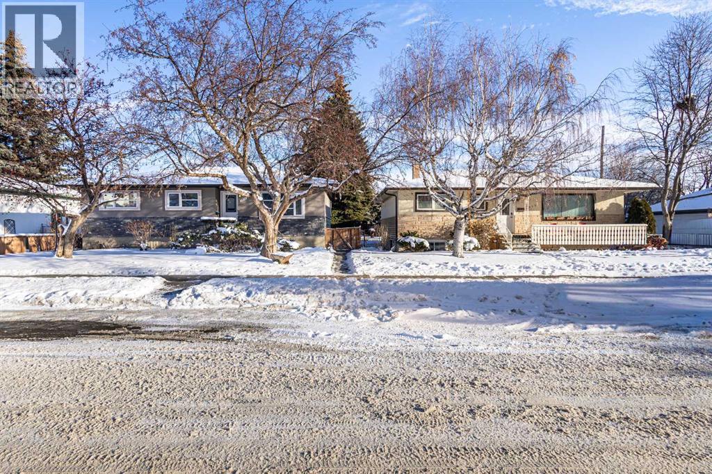 2816 24 Street Nw, Calgary, Alberta  T2M 3Z3 - Photo 1 - A2274357