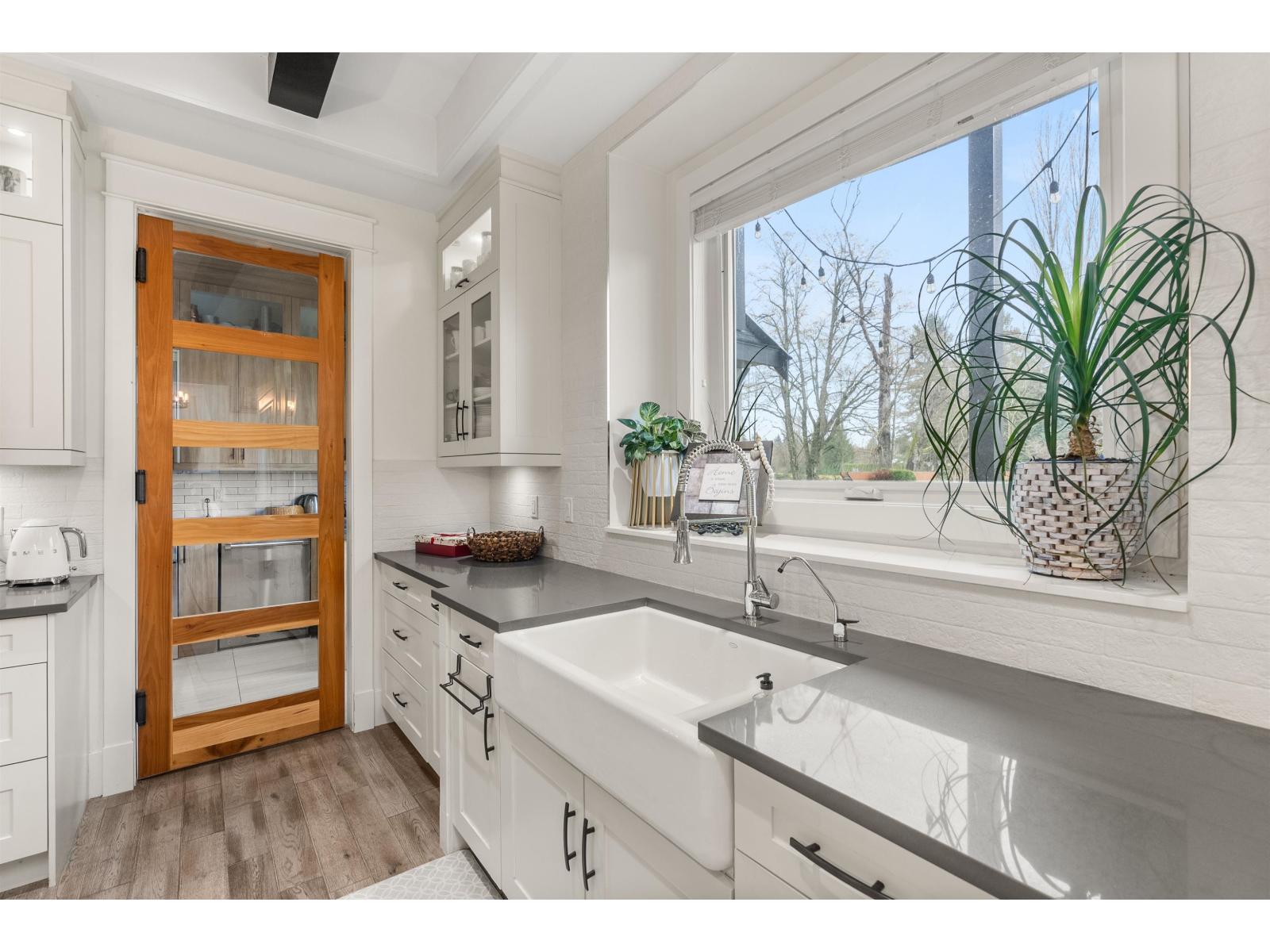 8486 Harvie Road, Surrey, British Columbia  V4N 5X8 - Photo 9 - R3074041