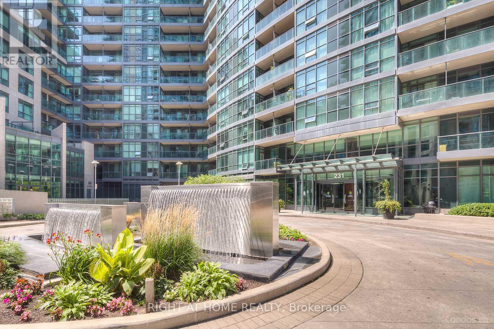 1212 - 231 Fort York Boulevard, Toronto, Ontario  M5V 1B2 - Photo 2 - C12636762