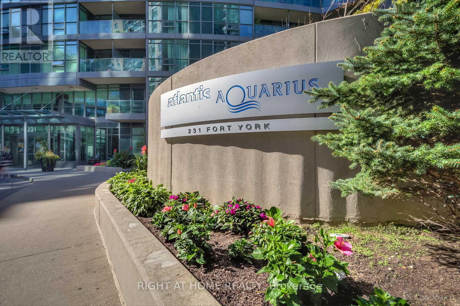 1212 - 231 Fort York Boulevard, Toronto, Ontario  M5V 1B2 - Photo 3 - C12636762