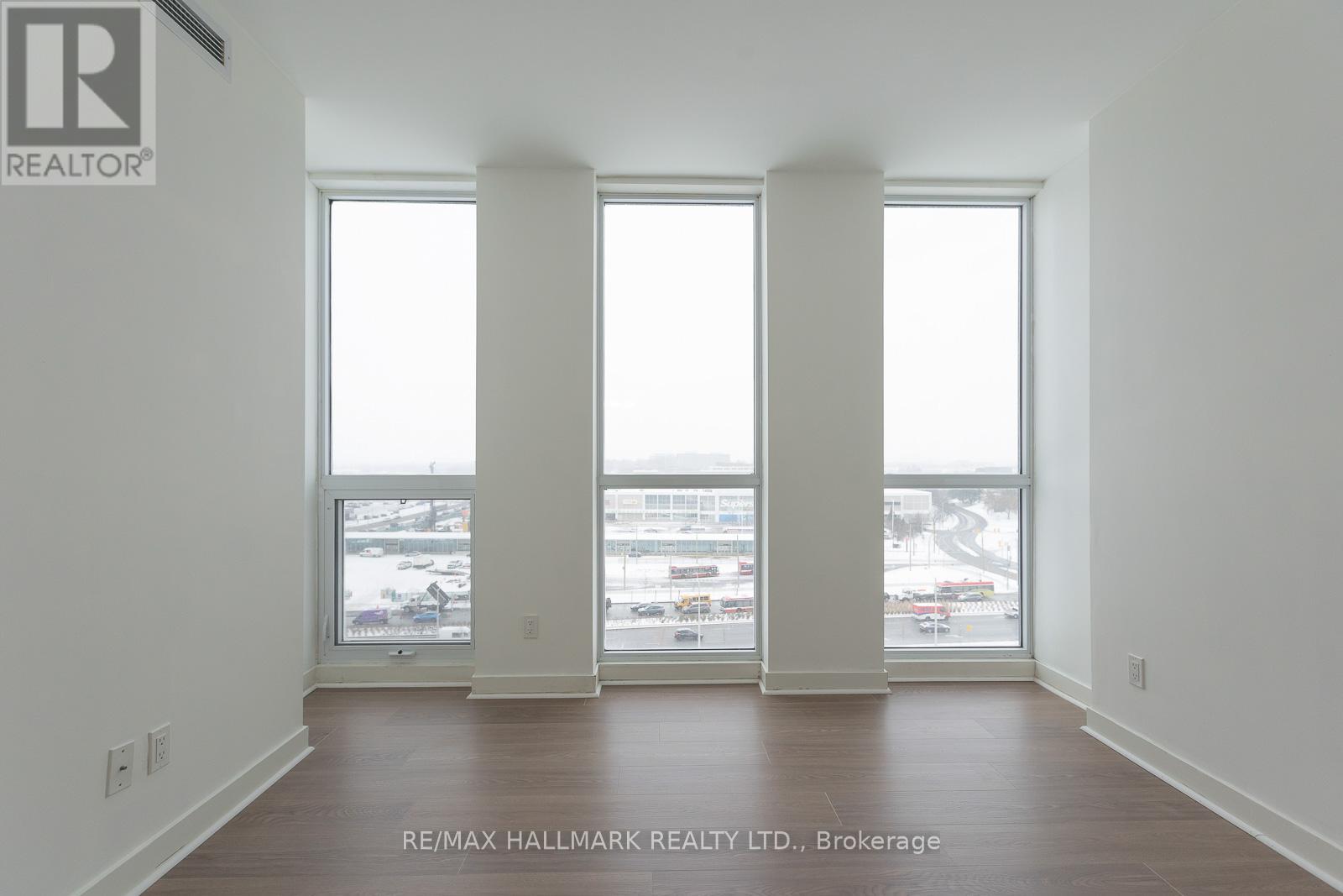 1002 - 6 Sonic Way, Toronto, Ontario  M3C 0P1 - Photo 13 - C12636796