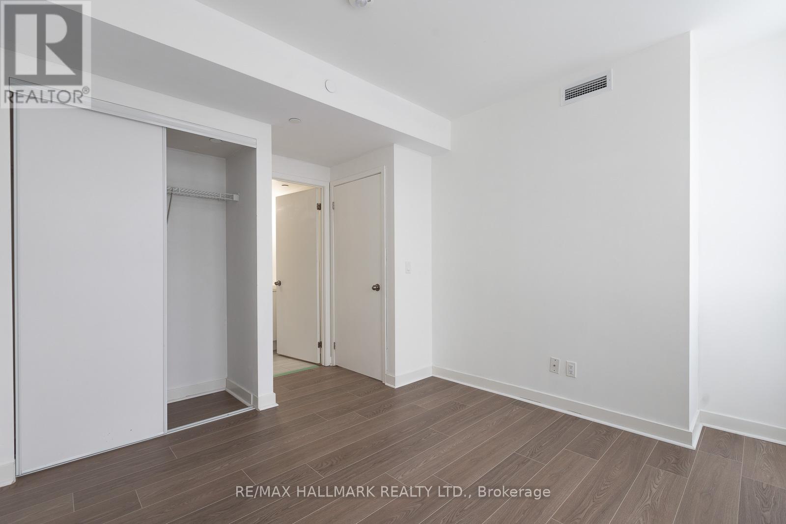 1002 - 6 Sonic Way, Toronto, Ontario  M3C 0P1 - Photo 16 - C12636796