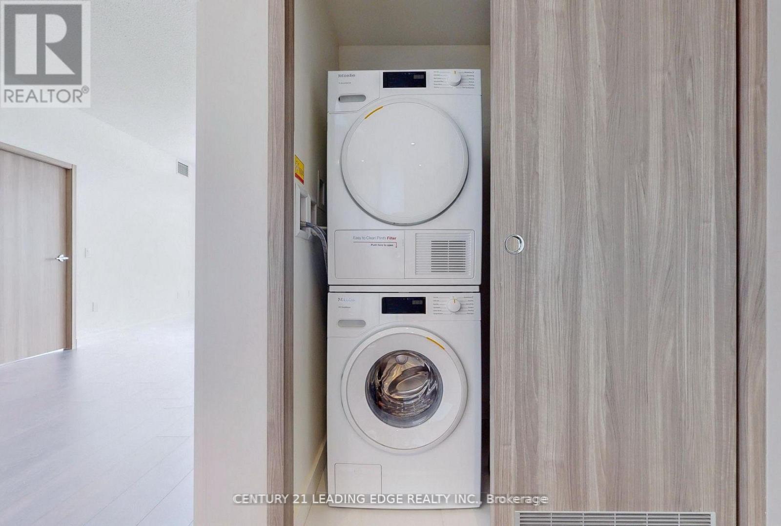 2802 - 95 Mcmahon Drive, Toronto, Ontario  M2K 0H2 - Photo 13 - C12636798