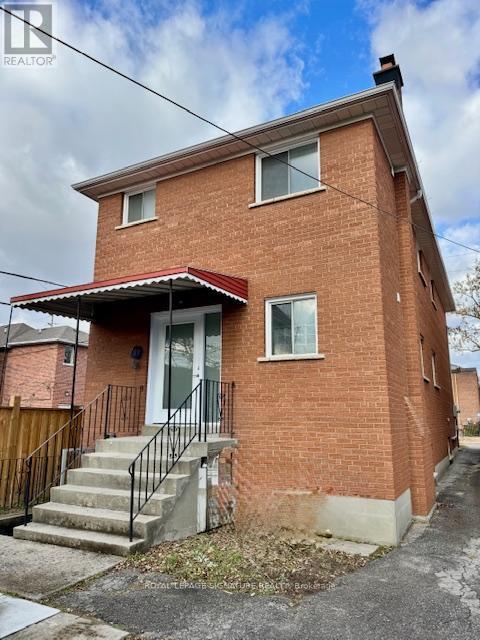 Main/lower - 115 Torrens Avenue, Toronto, Ontario  M4J 2P6 - Photo 2 - E12636854