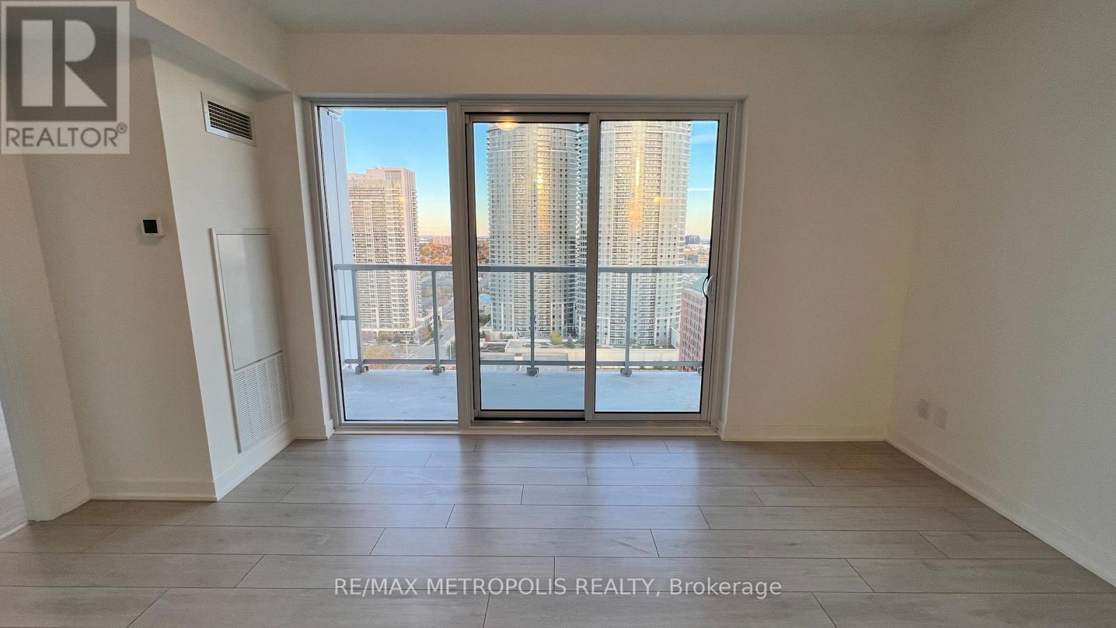 2109 - 2033 Kennedy Road, Toronto, Ontario  M1T 0B9 - Photo 11 - E12636868