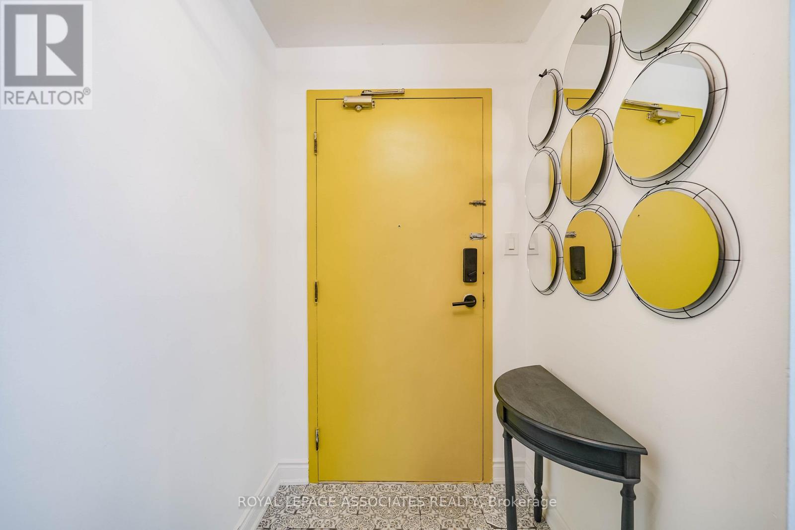 103 - 410 Mclevin Avenue, Toronto, Ontario M1B 5J5 - Photo 3 - E12636880