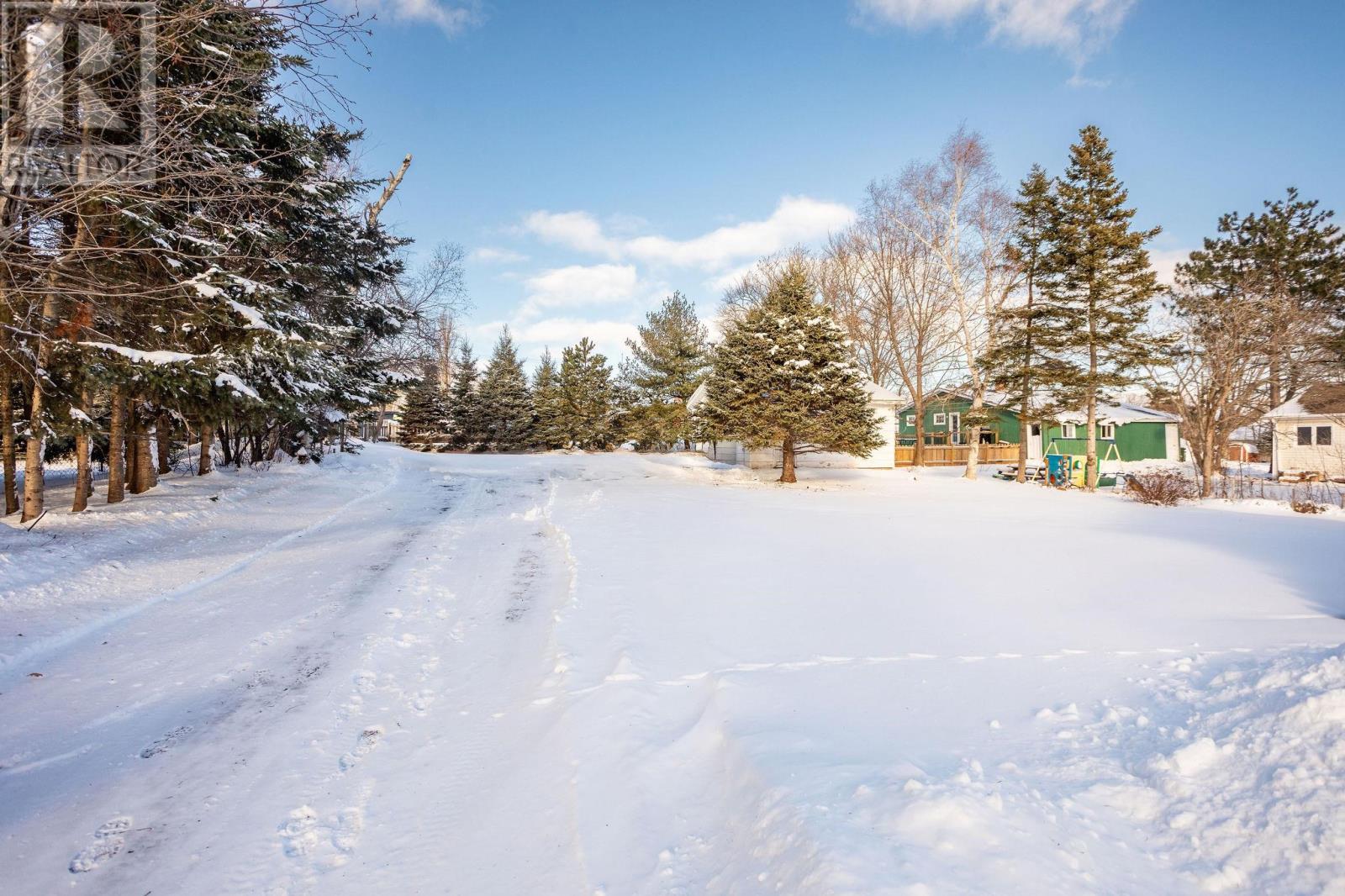 57 Parkview Drive, Charlottetown, Prince Edward Island  C1A 5X1 - Photo 25 - 202529497