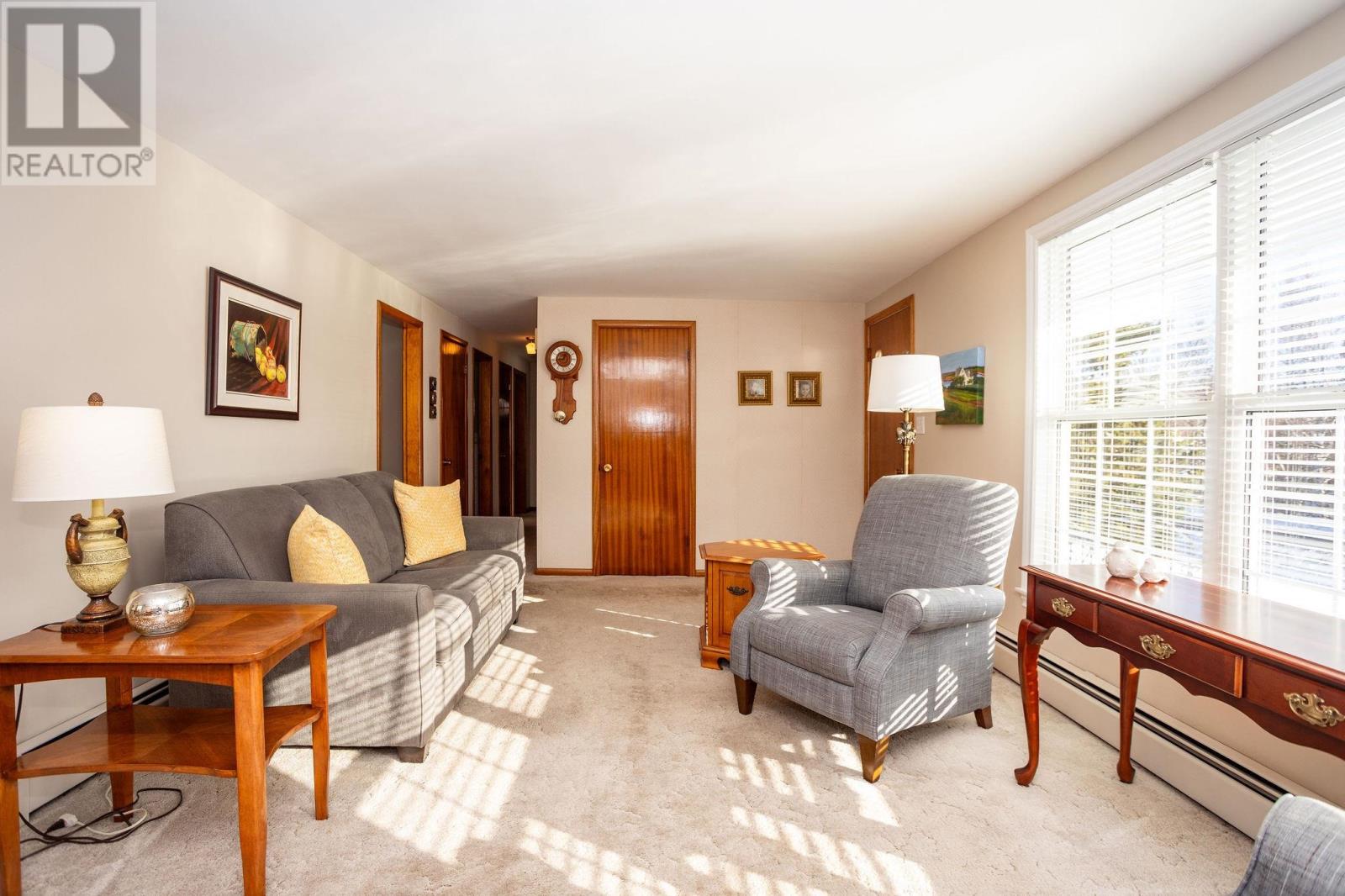 57 Parkview Drive, Charlottetown, Prince Edward Island  C1A 5X1 - Photo 4 - 202529497