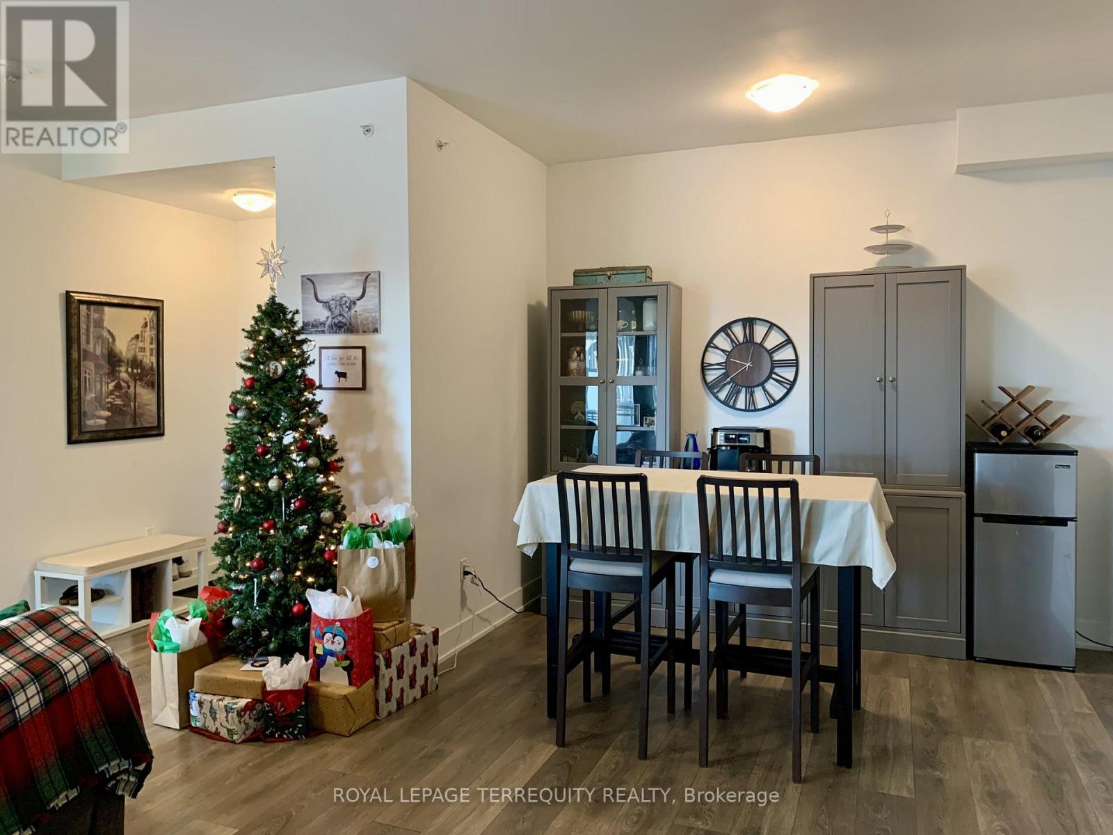 507e - 2908 Highway 7 Road, Vaughan, Ontario  L4K 0K5 - Photo 4 - N12636804