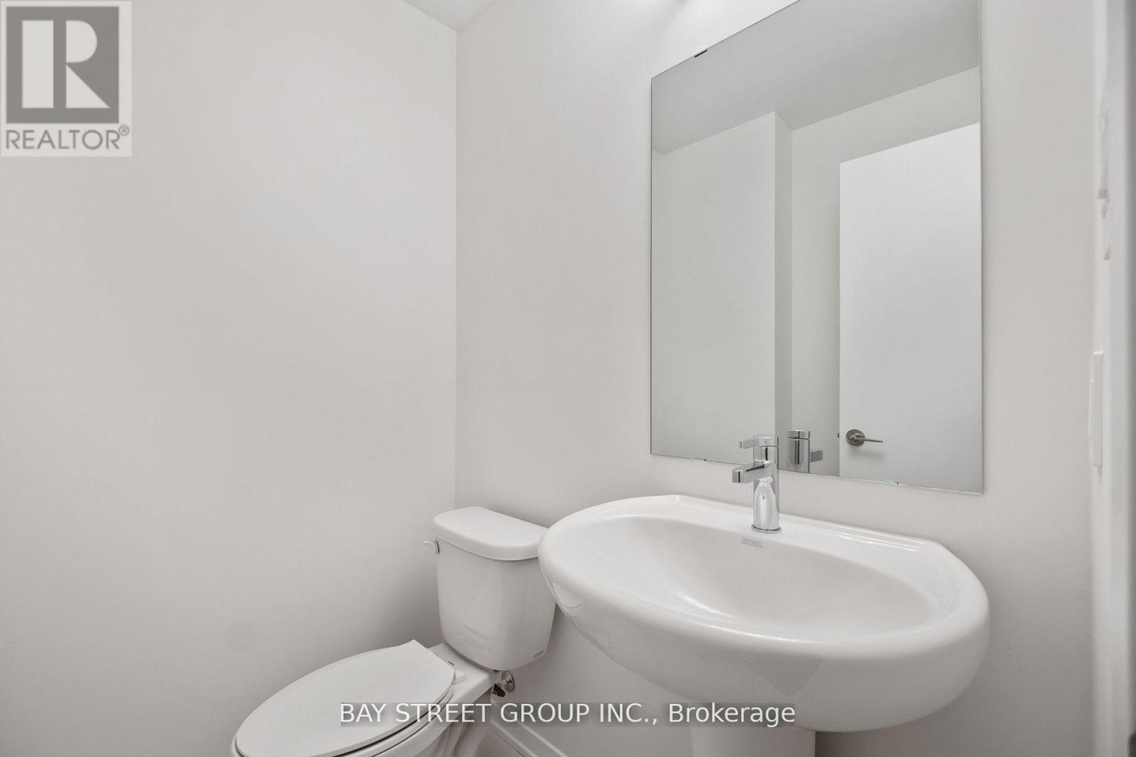 57 - 31 Honeycrisp Crescent, Vaughan, Ontario  L4K 0N6 - Photo 13 - N12636836