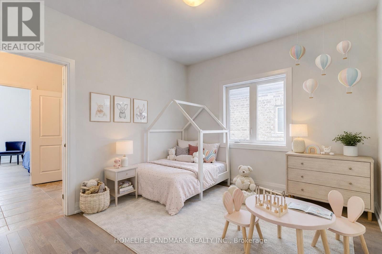 21 Seguin Street, Richmond Hill, Ontario L4E 2X5 - Photo 12 - N12636844