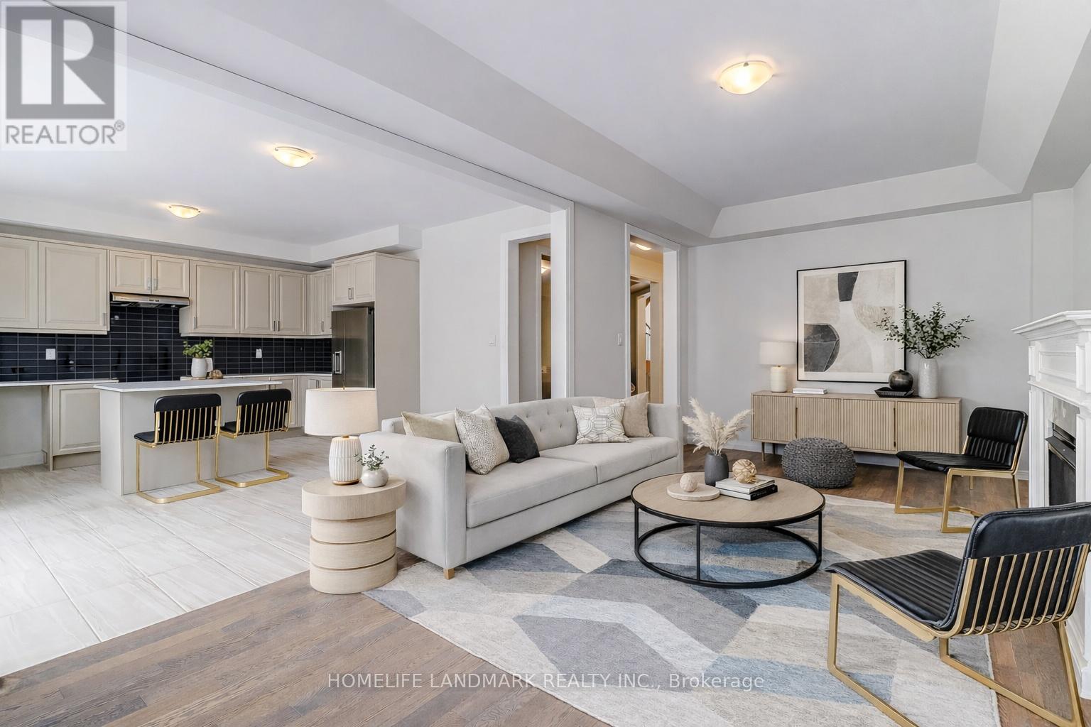 21 Seguin Street, Richmond Hill, Ontario L4E 2X5 - Photo 8 - N12636844