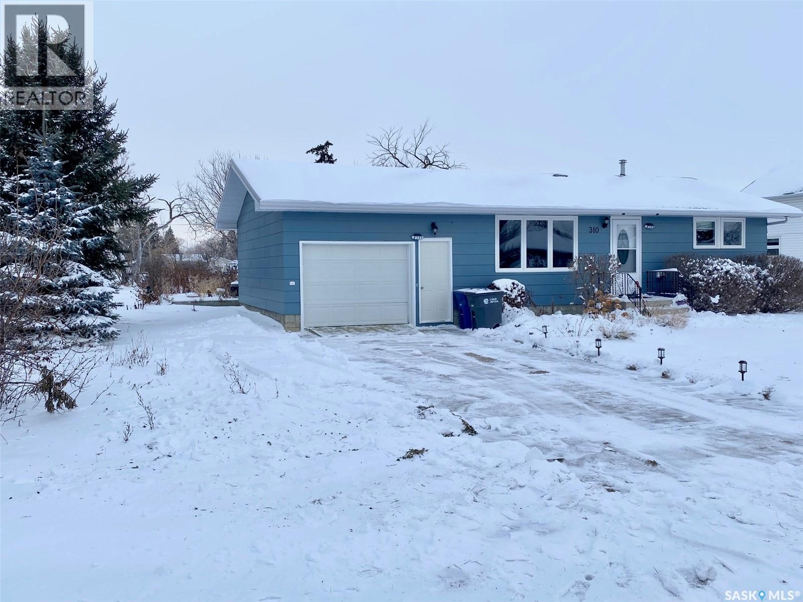 310 Main Street, Abernethy, Saskatchewan  S0A 0V0 - Photo 3 - SK025692