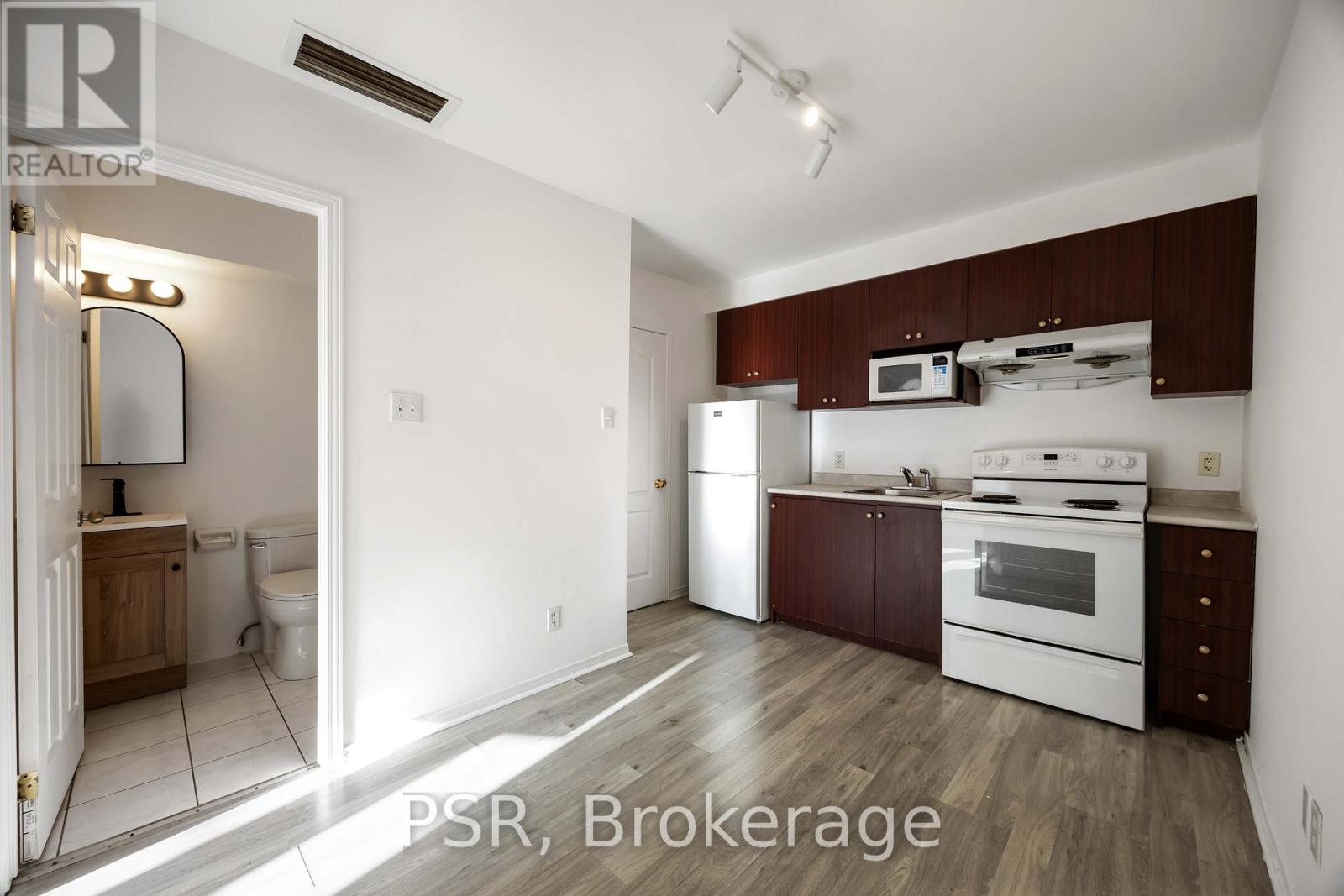 1508 Queen Street W, Toronto, Ontario M6R 1A4 - Photo 21 - W12429178