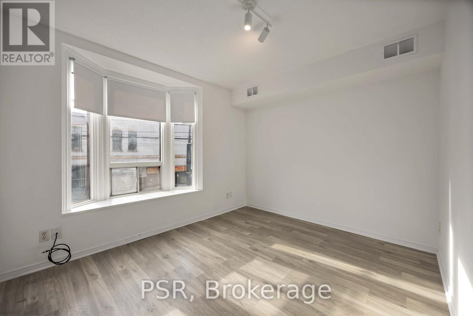 1508 Queen Street W, Toronto, Ontario M6R 1A4 - Photo 30 - W12429178