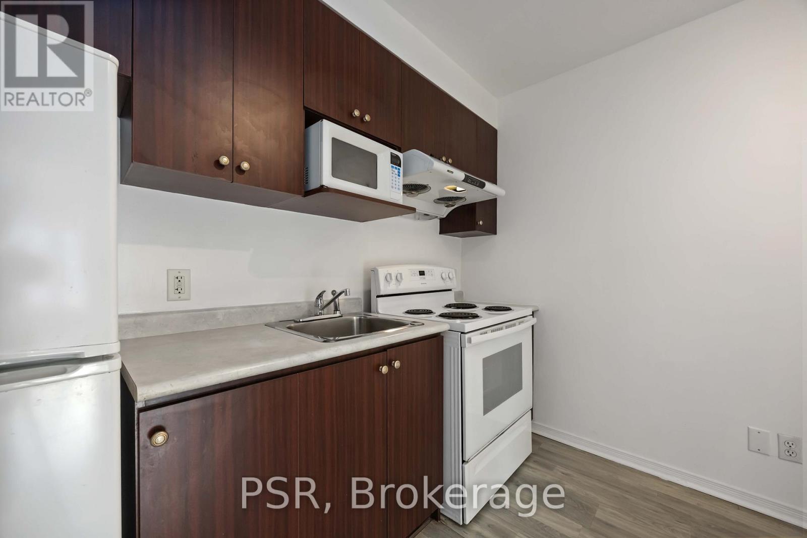 1508 Queen Street W, Toronto, Ontario M6R 1A4 - Photo 26 - W12429178