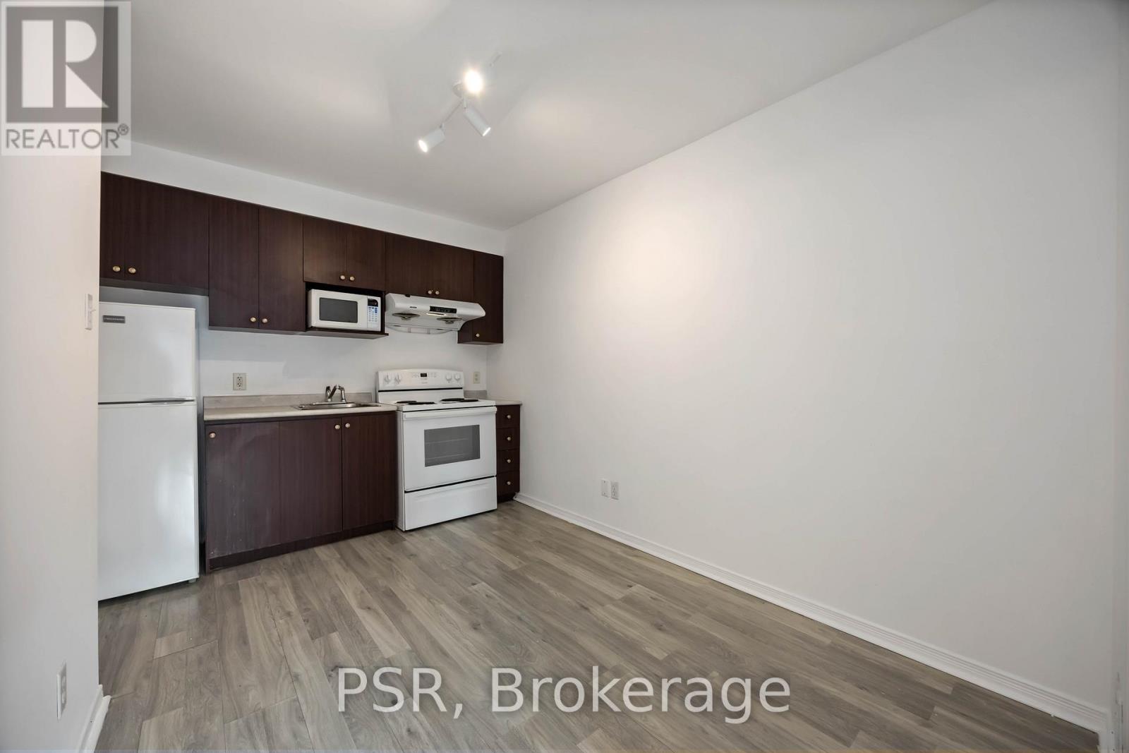 1508 Queen Street W, Toronto, Ontario M6R 1A4 - Photo 27 - W12429178