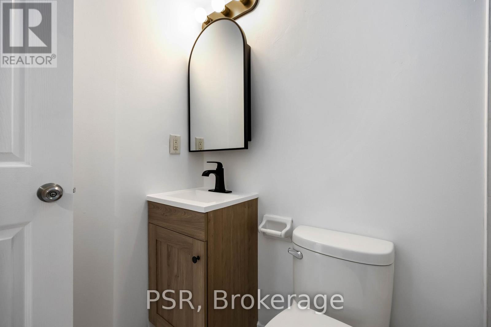 1508 Queen Street W, Toronto, Ontario M6R 1A4 - Photo 40 - W12429178