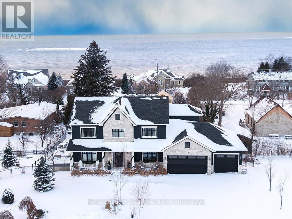 117 SCHOOLHOUSE COURT, Blue Mountains, Ontario