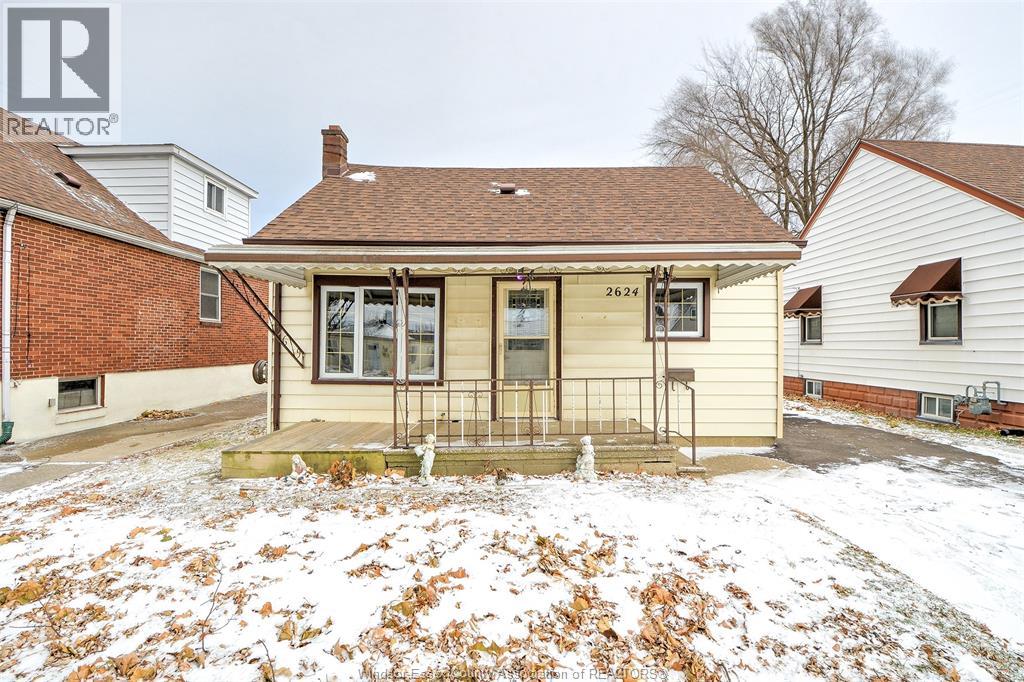 2624 Alexis, Windsor, Ontario N8W 3Z9 - Photo 2 - 25031743