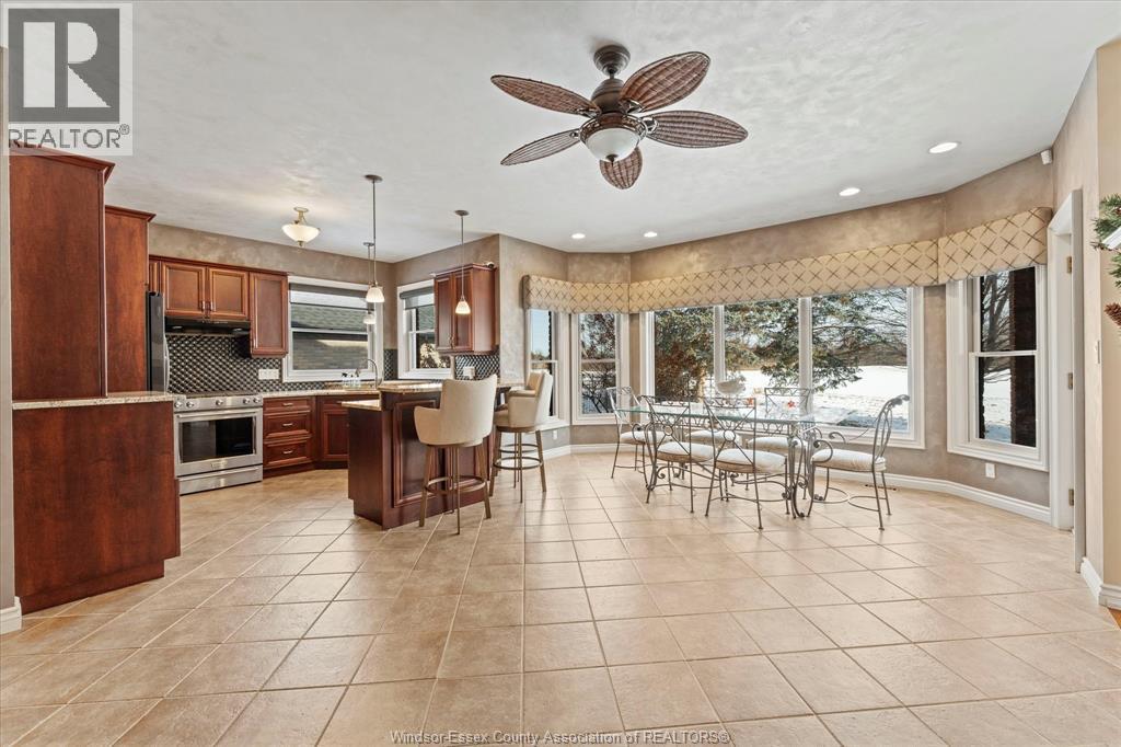 227 Clubview Drive, Amherstburg, Ontario N9V 3Z3 - Photo 11 - 25031736