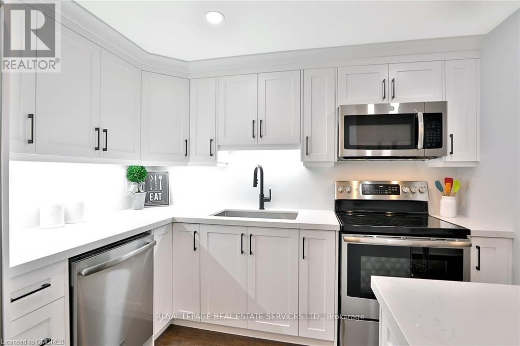 1001 - 1359 White Oaks Boulevard, Oakville, Ontario  L6H 2R8 - Photo 9 - W12636760