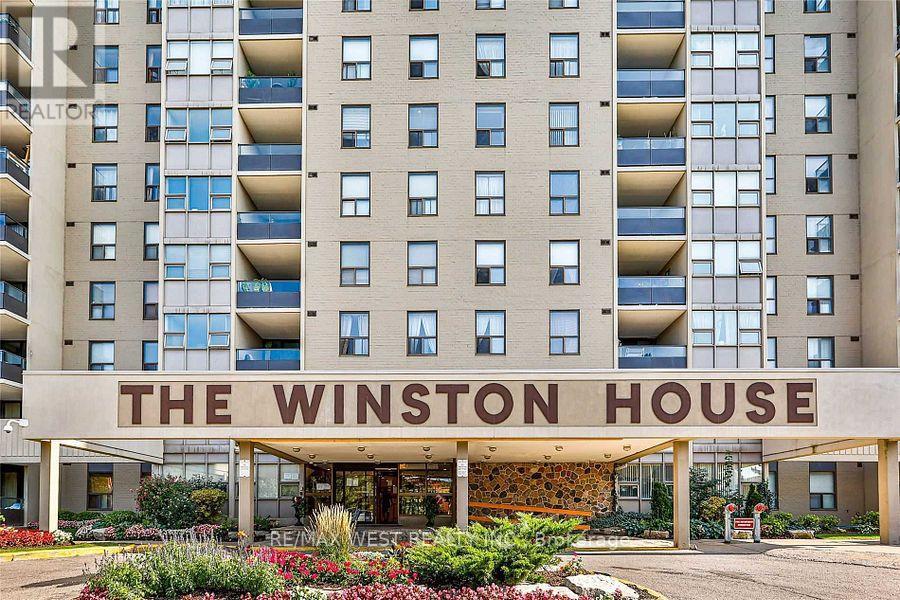 1606 - 75 Emmett Avenue, Toronto, Ontario M6M 5A7 - Photo 2 - W12636784