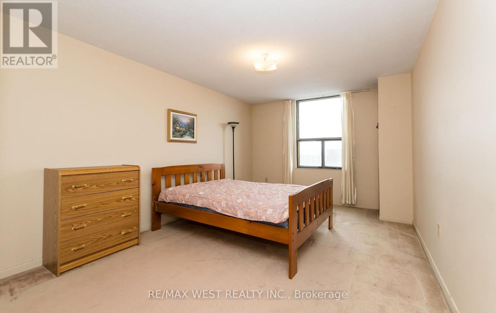 1606 - 75 Emmett Avenue, Toronto, Ontario M6M 5A7 - Photo 25 - W12636784