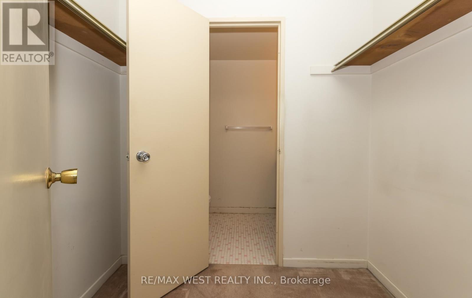 1606 - 75 Emmett Avenue, Toronto, Ontario M6M 5A7 - Photo 27 - W12636784