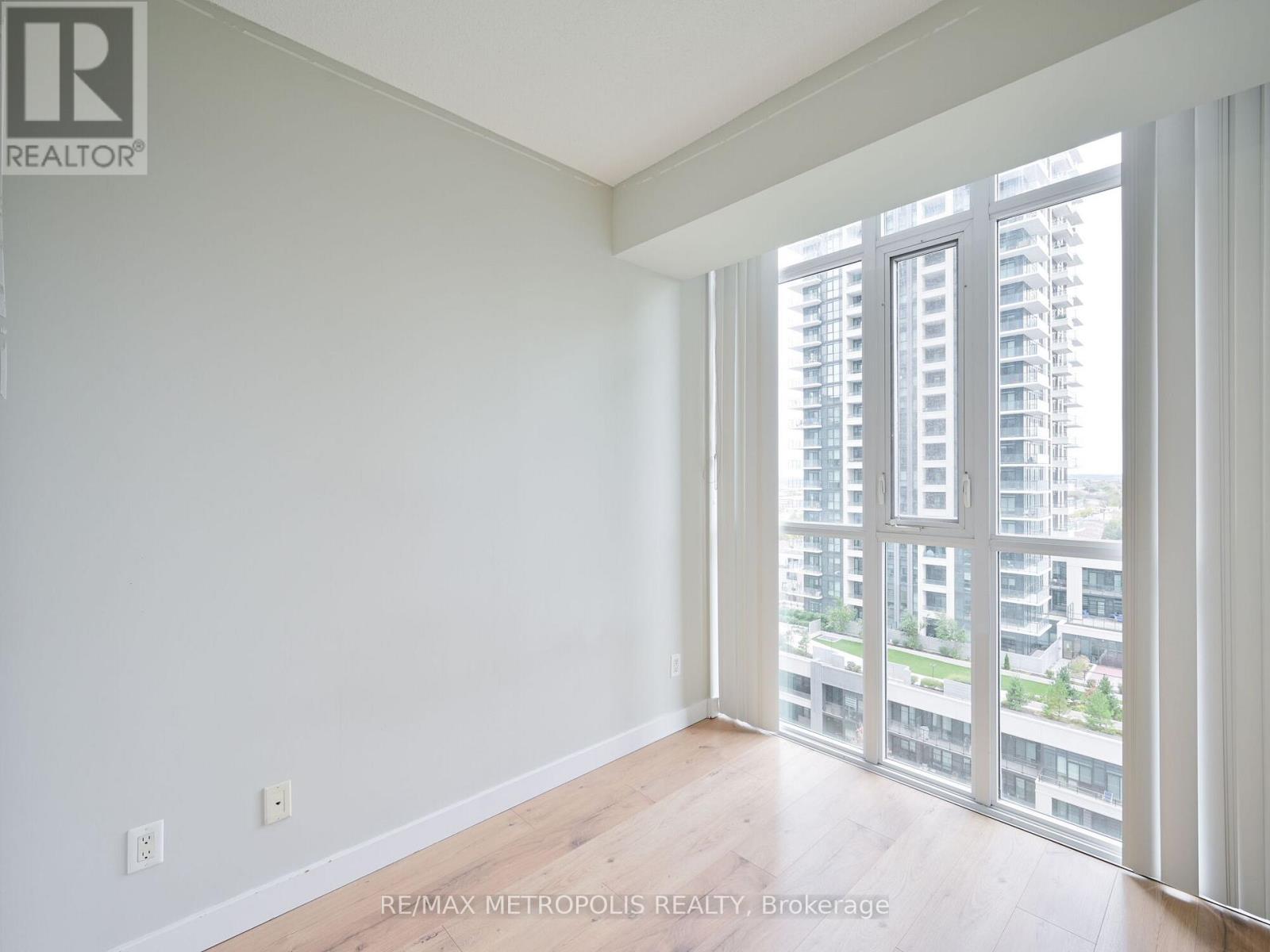 1004 - 4070 Confederation Parkway, Mississauga, Ontario  L5B 0E9 - Photo 24 - W12636786