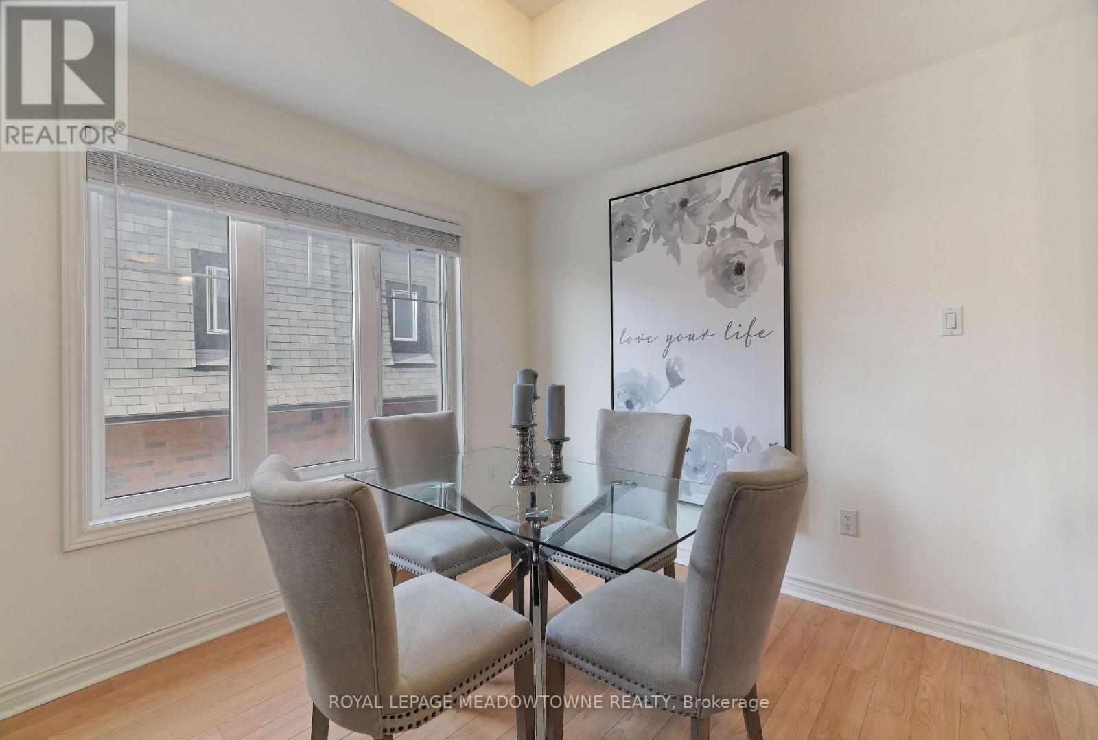 1704 - 2420 Baronwood Drive, Oakville, Ontario  L6M 0J7 - Photo 9 - W12636816