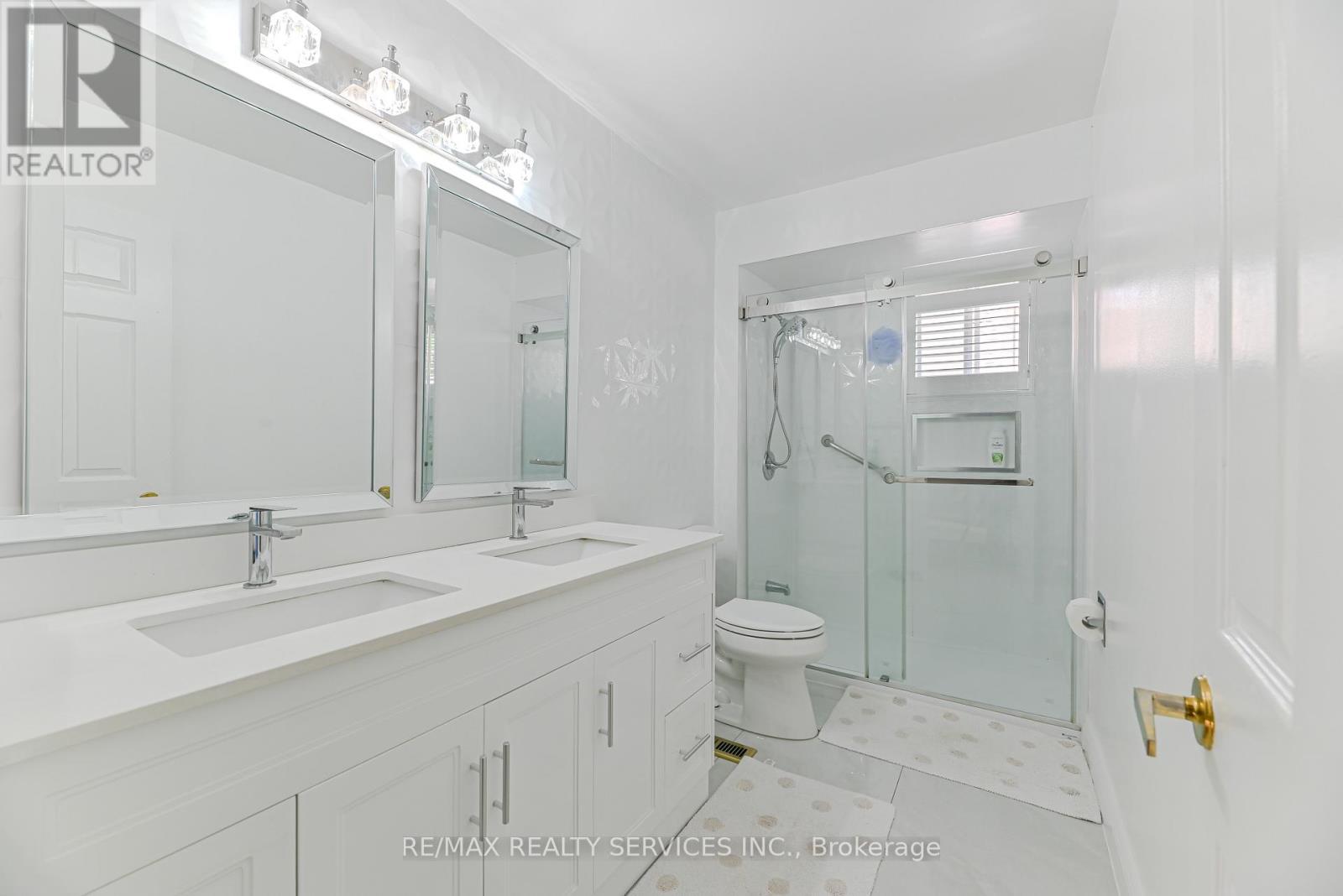 29 Leneck Avenue, Brampton, Ontario  L6X 2A9 - Photo 32 - W12636846