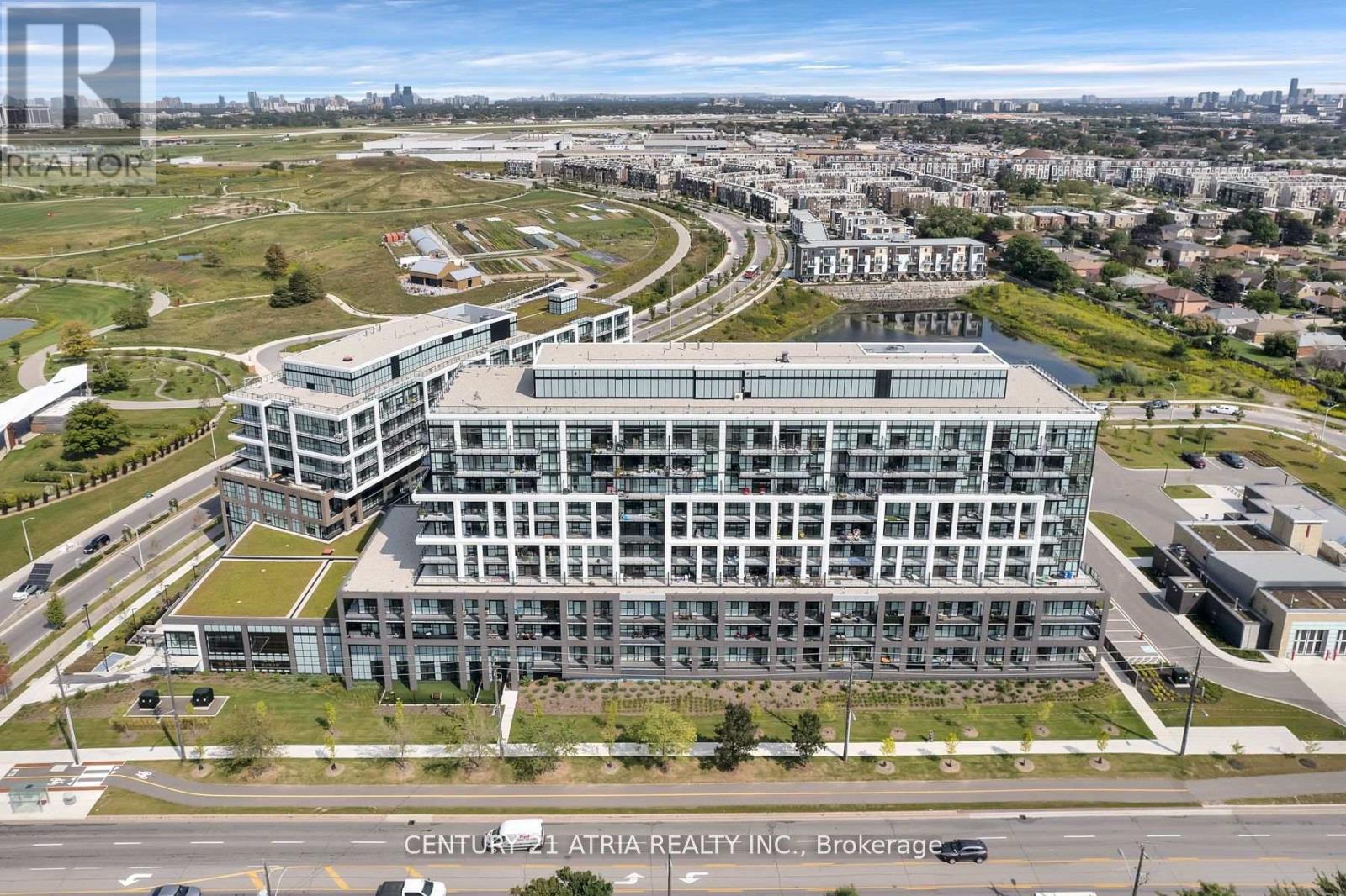 516 - 60 GEORGE BUTCHART DRIVE, Toronto, Ontario