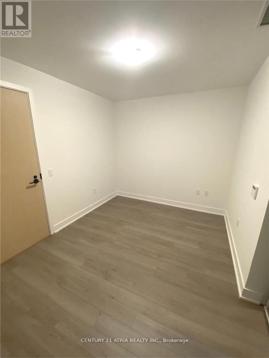 516 - 60 George Butchart Drive, Toronto, Ontario  M3K 2C5 - Photo 4 - W12636874