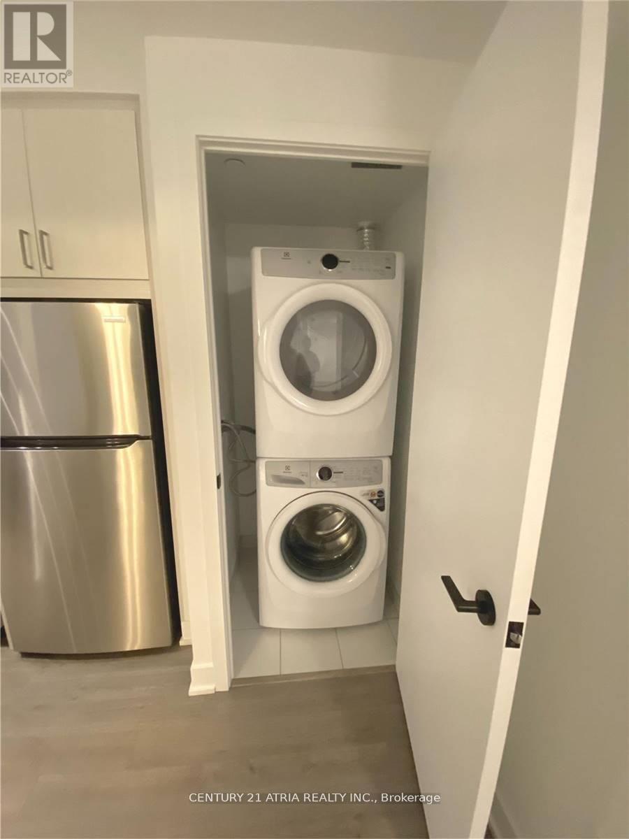 516 - 60 George Butchart Drive, Toronto, Ontario  M3K 2C5 - Photo 6 - W12636874