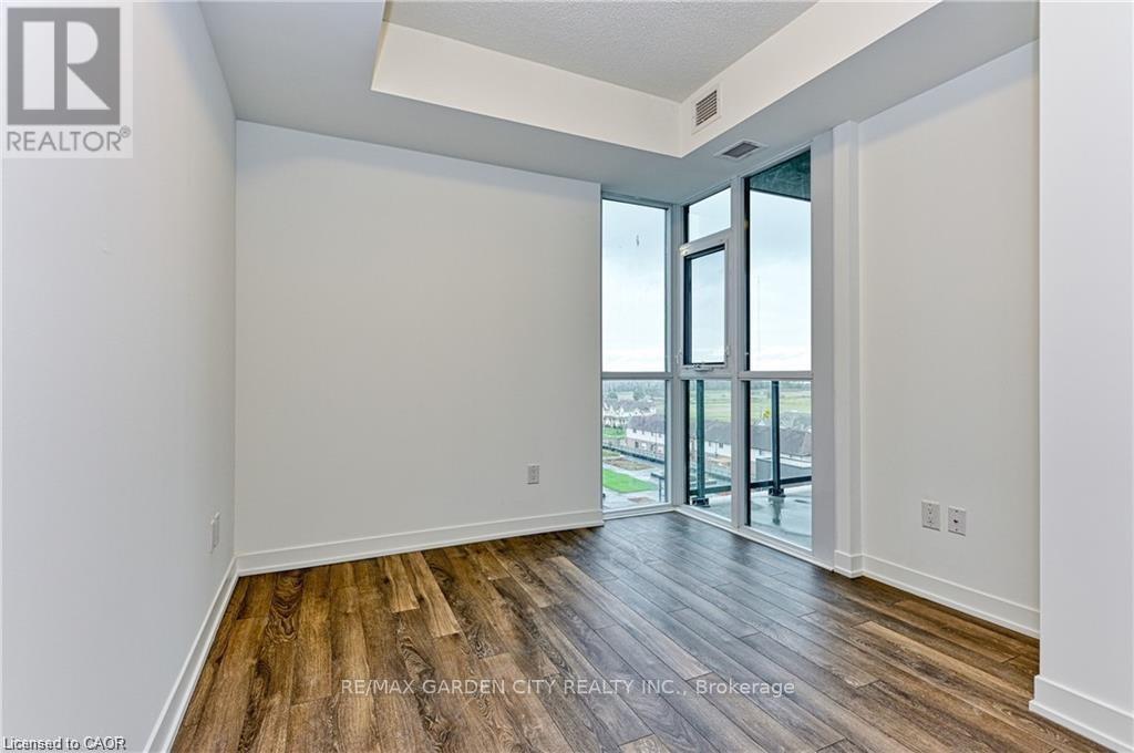 602 - 550 North Service Road, Grimsby, Ontario  L3M 4E8 - Photo 11 - X12636852