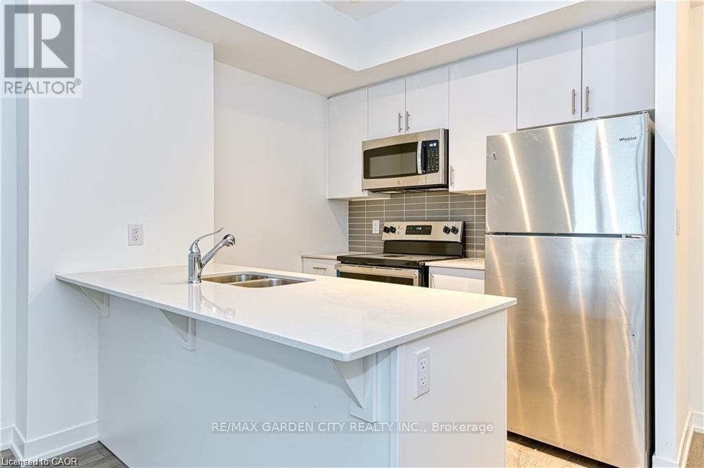 602 - 550 North Service Road, Grimsby, Ontario  L3M 4E8 - Photo 6 - X12636852