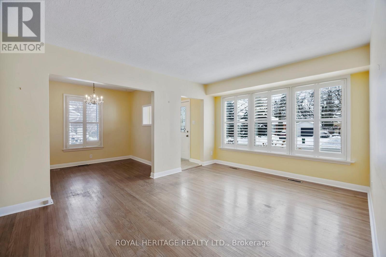 6 Sunset Court, Kawartha Lakes, Ontario  K9V 2S1 - Photo 11 - X12636864