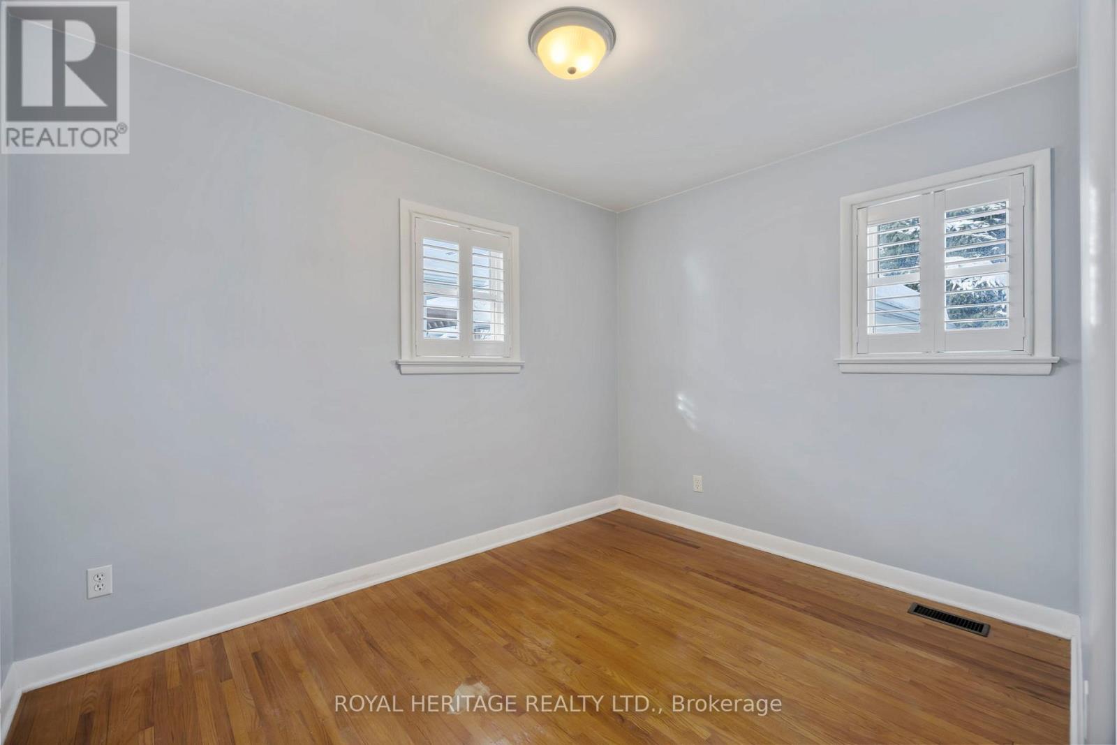 6 Sunset Court, Kawartha Lakes, Ontario  K9V 2S1 - Photo 21 - X12636864