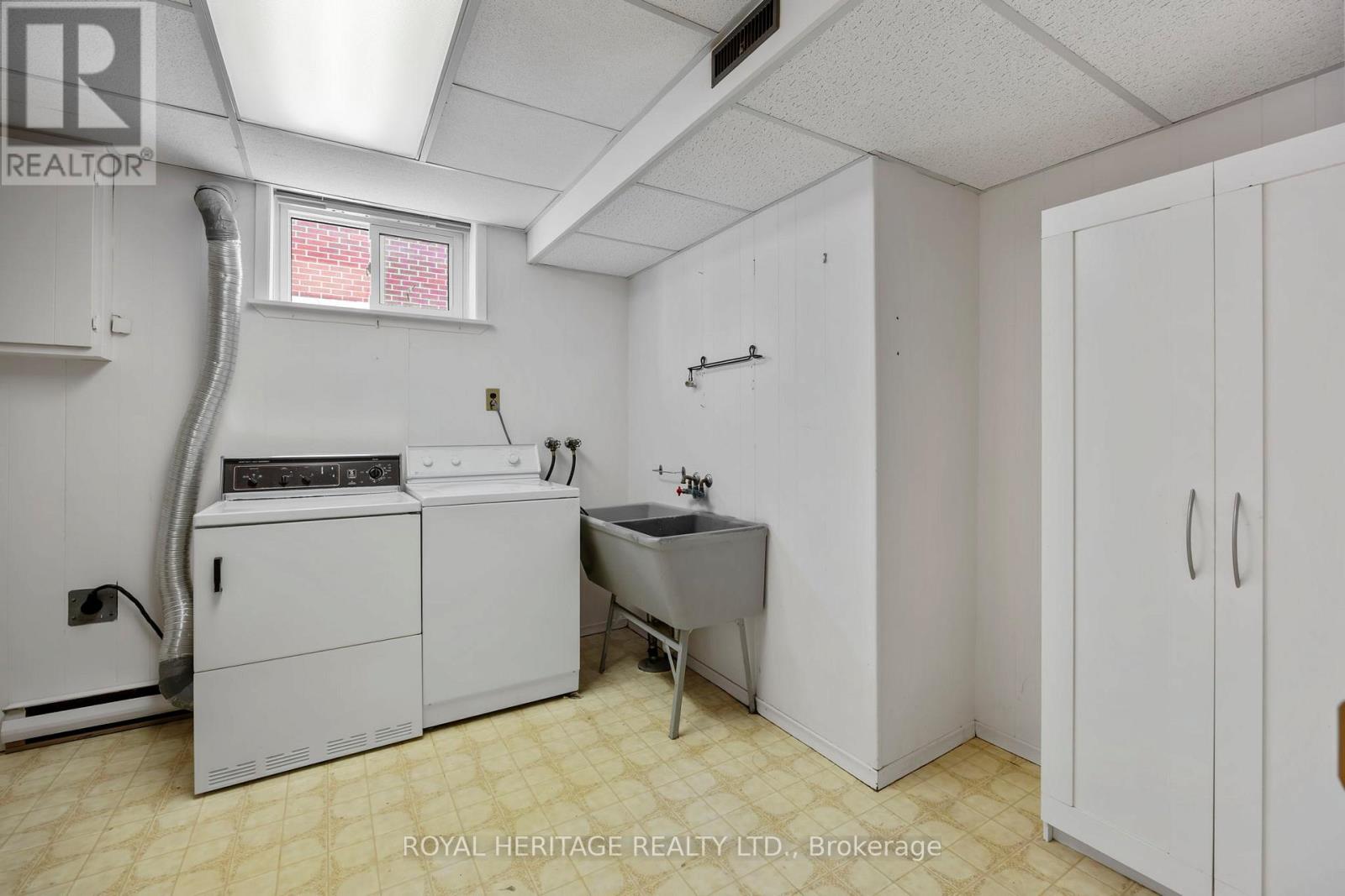 6 Sunset Court, Kawartha Lakes, Ontario  K9V 2S1 - Photo 32 - X12636864