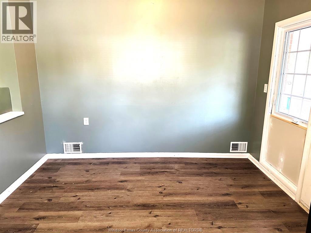 3551 Woodland, Windsor, Ontario  N9E 1Z9 - Photo 7 - 25027918