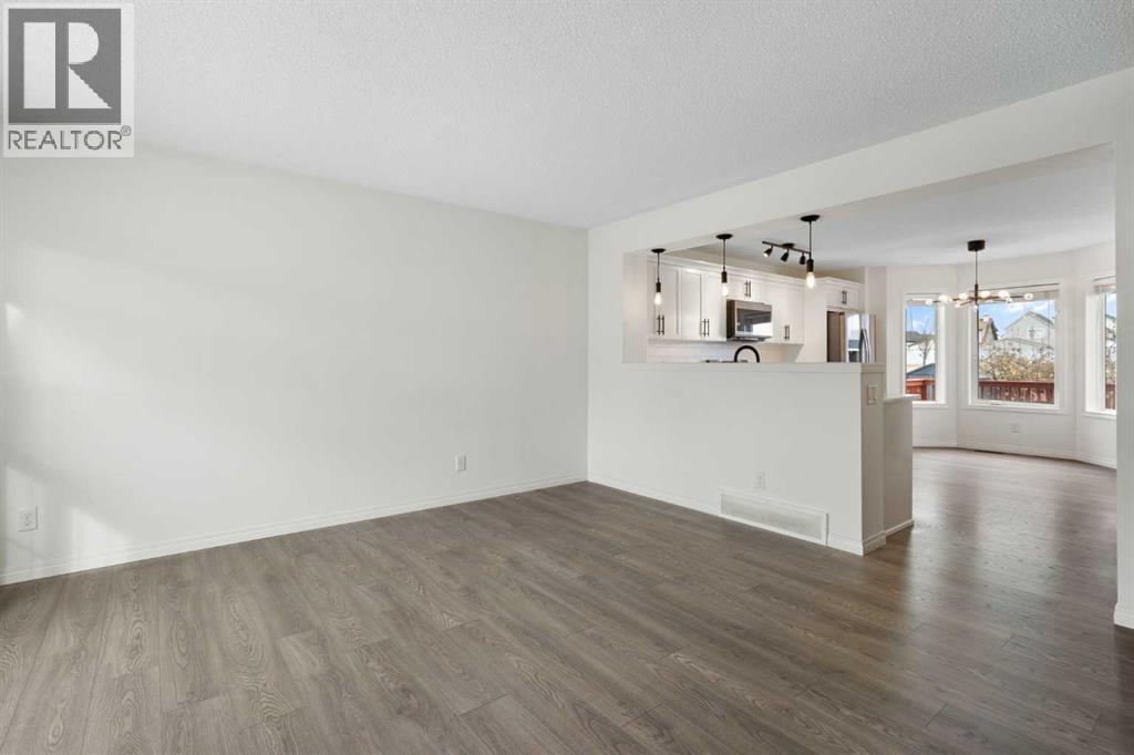 211 Elgin Meadows Gardens Se, Calgary, Alberta  T2Z 0M3 - Photo 15 - A2268888