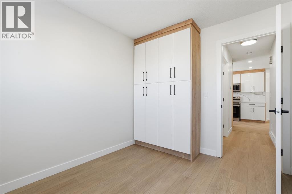 96 Falshire Drive Ne, Calgary, Alberta  T3J 3A3 - Photo 17 - A2273054