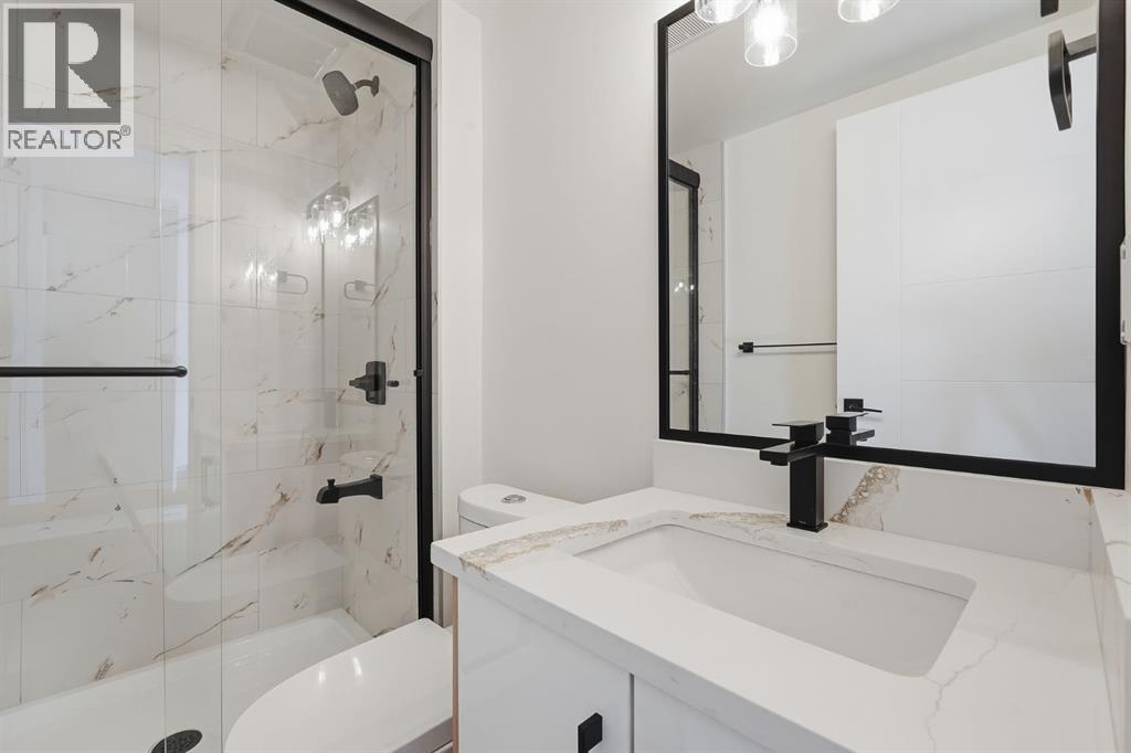 96 Falshire Drive Ne, Calgary, Alberta  T3J 3A3 - Photo 6 - A2273054