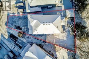 821 Walsh Court, Newmarket (Summerhill Estates), Ontario  L3X 2V3 - Photo 5 - N12632506