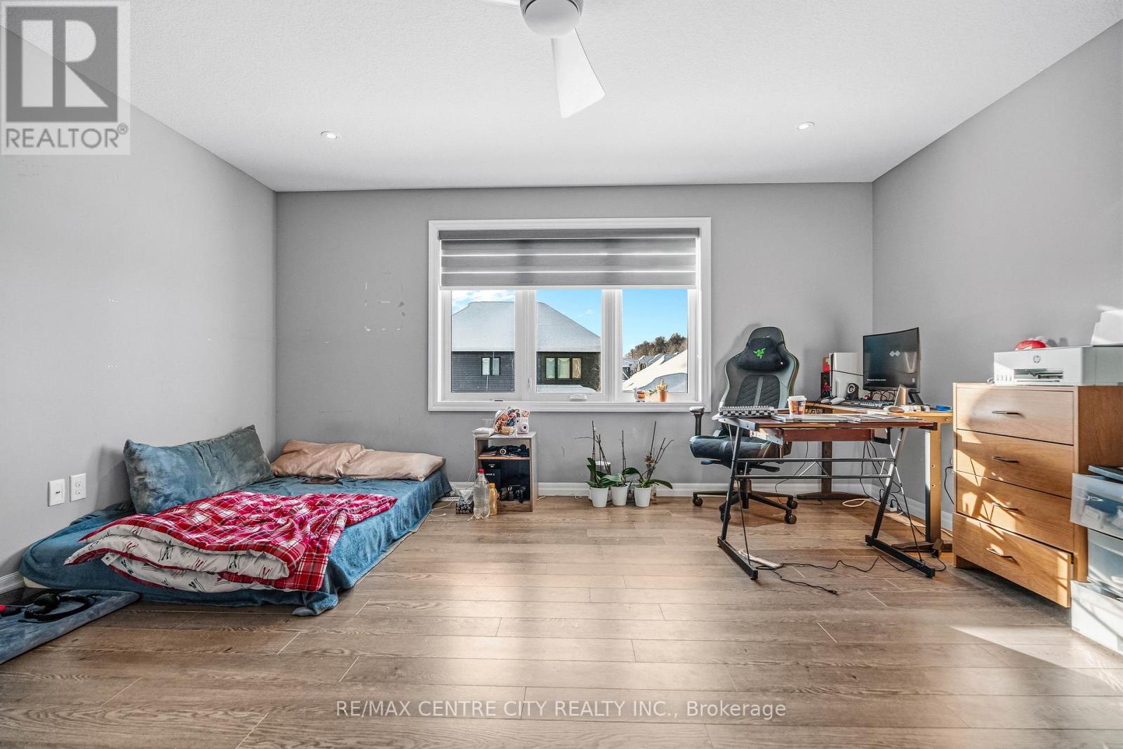 1999 Maddex Way, London North, Ontario  N5X 0M8 - Photo 32 - X12636950