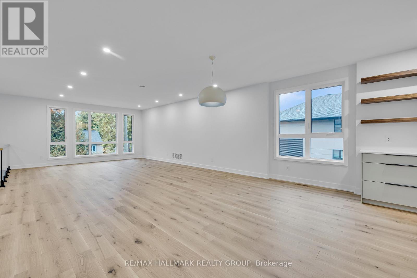 481 Wentworth Avenue, Ottawa, Ontario  K2B 5J9 - Photo 11 - X12636910