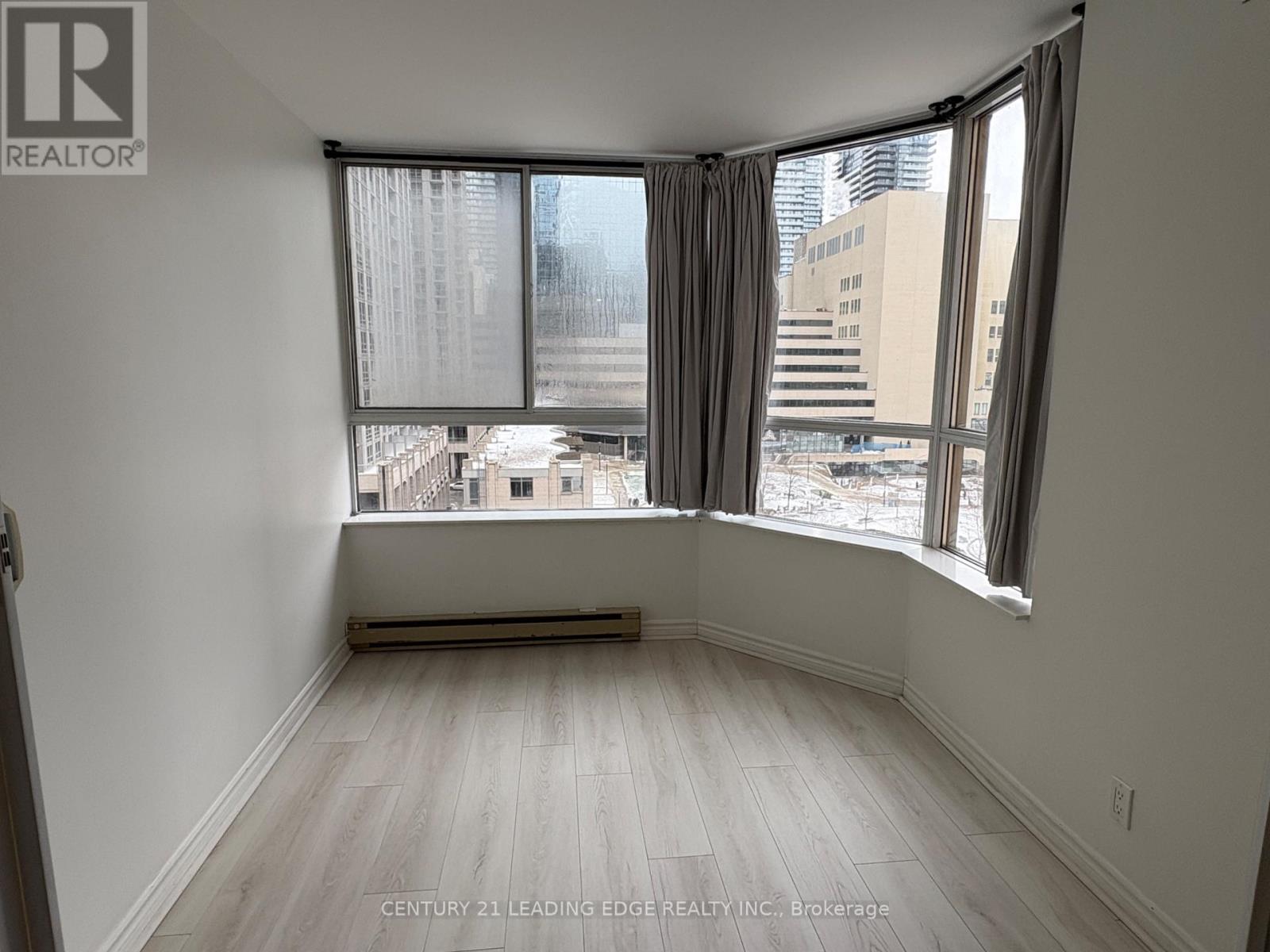 903 - 44 Gerrard Street W, Toronto, Ontario  M5G 2K2 - Photo 7 - C12635028