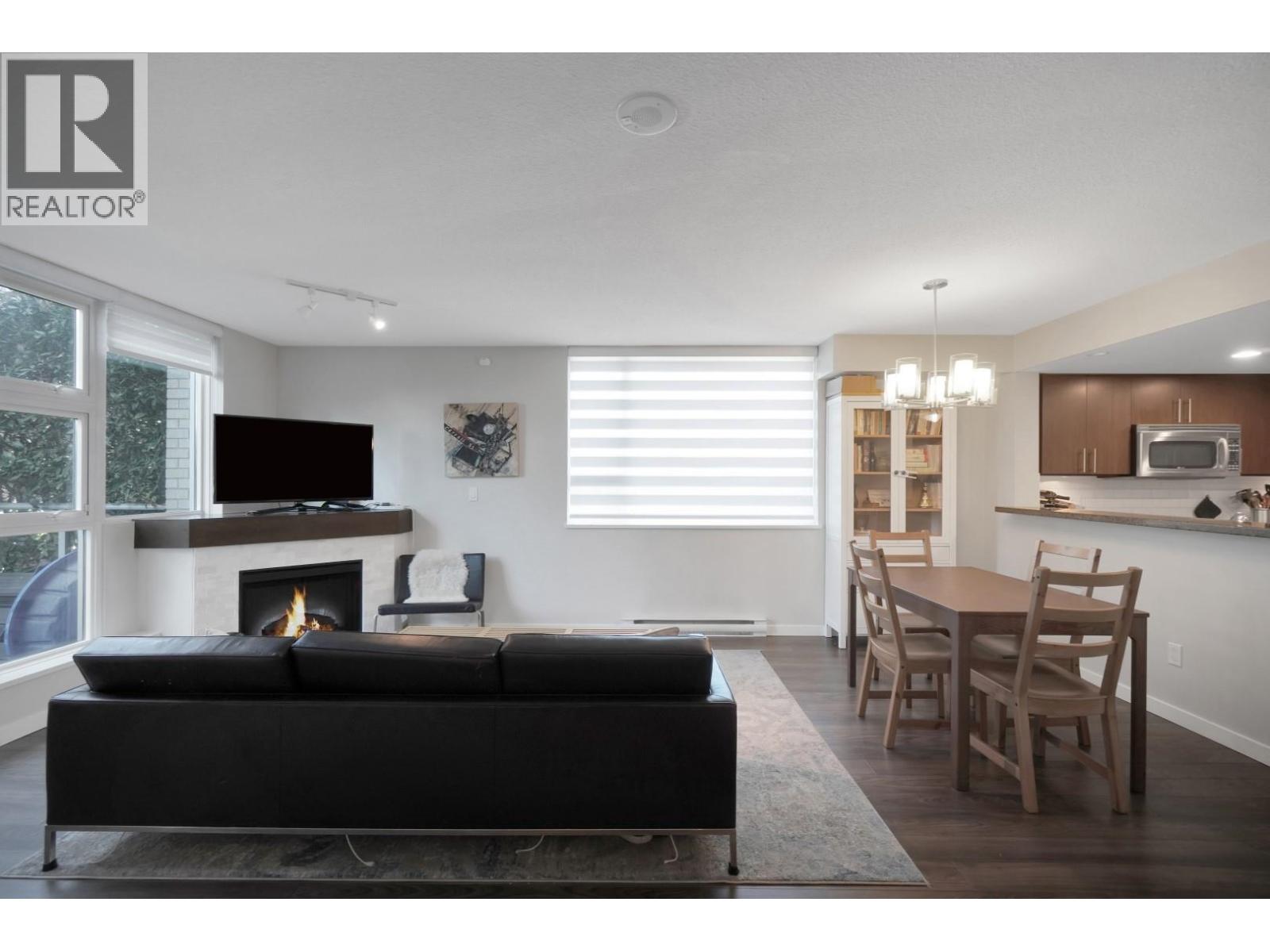 910 Quebec Street, Vancouver, British Columbia  V6A 0A3 - Photo 2 - R3074102