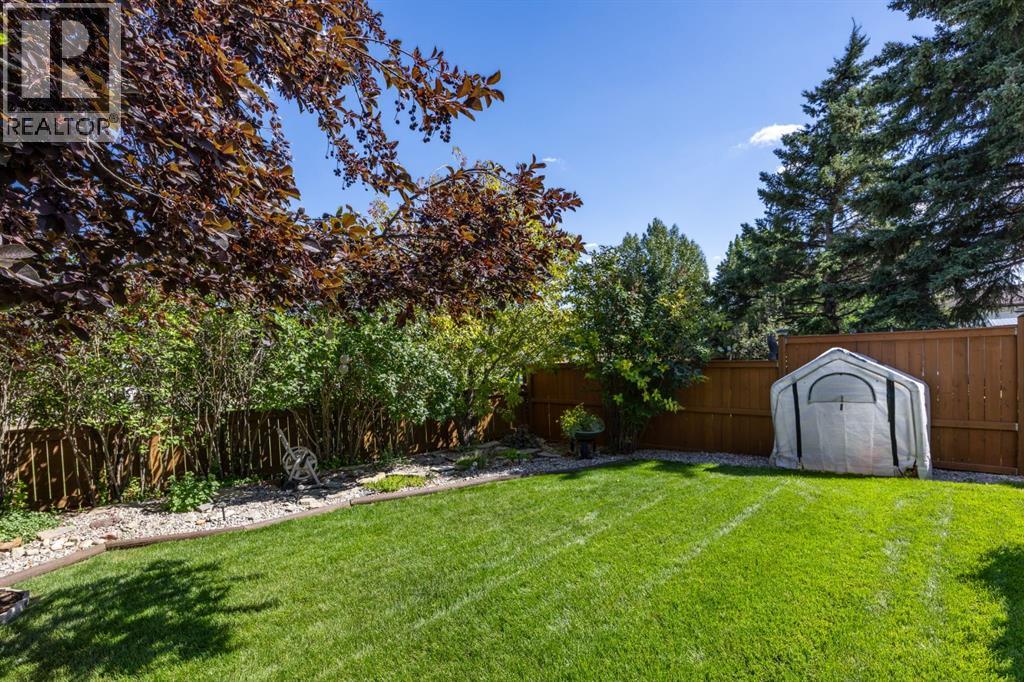 32 Rideau Close Sw, Airdrie, Alberta  T4B 1A6 - Photo 36 - A2263593